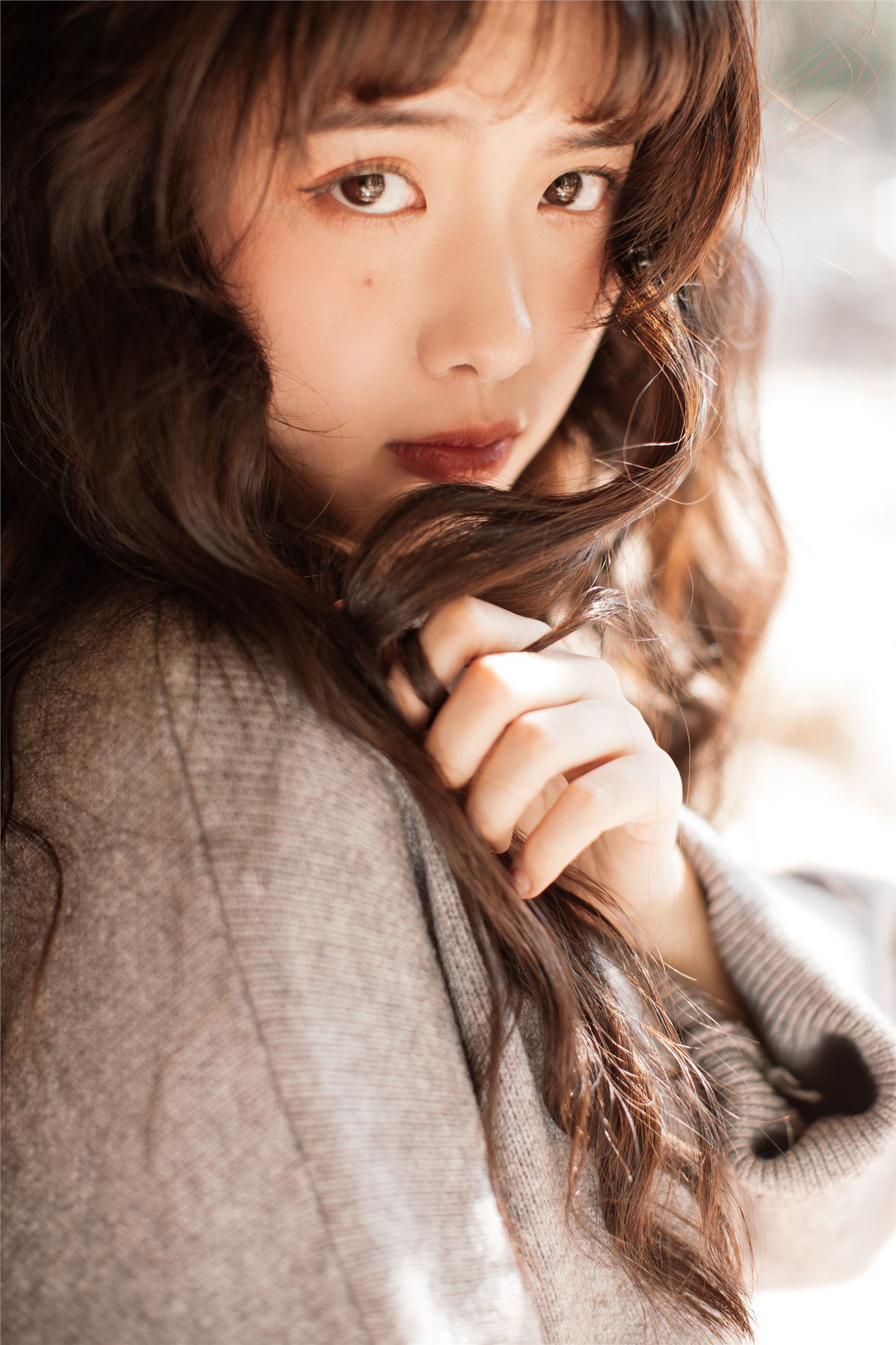 YITUYU 艺图语 2021.08.19 12月的下午 黄子卿